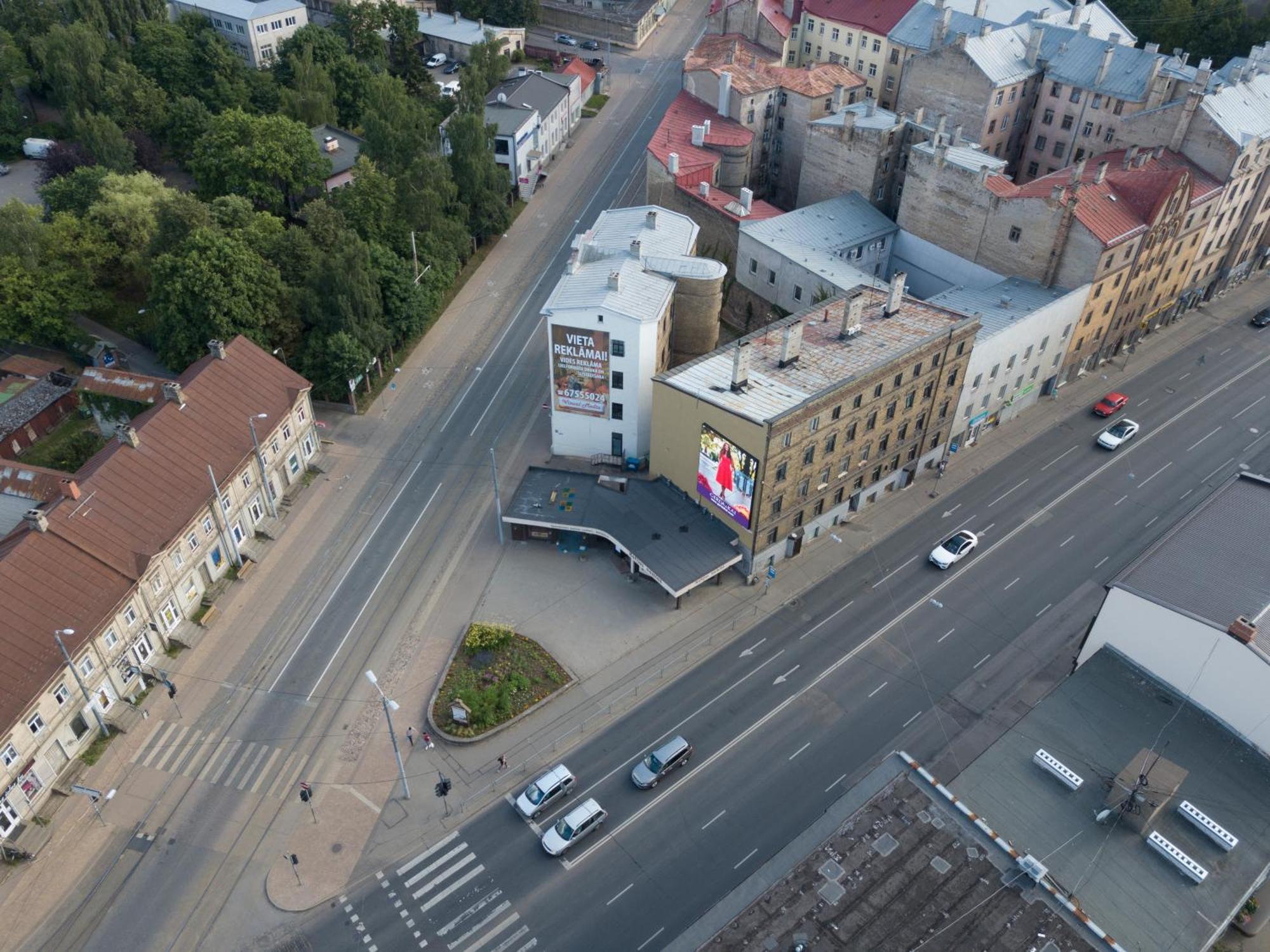 Aparthotel Рига Экстерьер фото Aerial view of the square